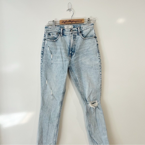 Abercrombie & Fitch 90’s Skinny High Rise Jean - Picture 2 of 8